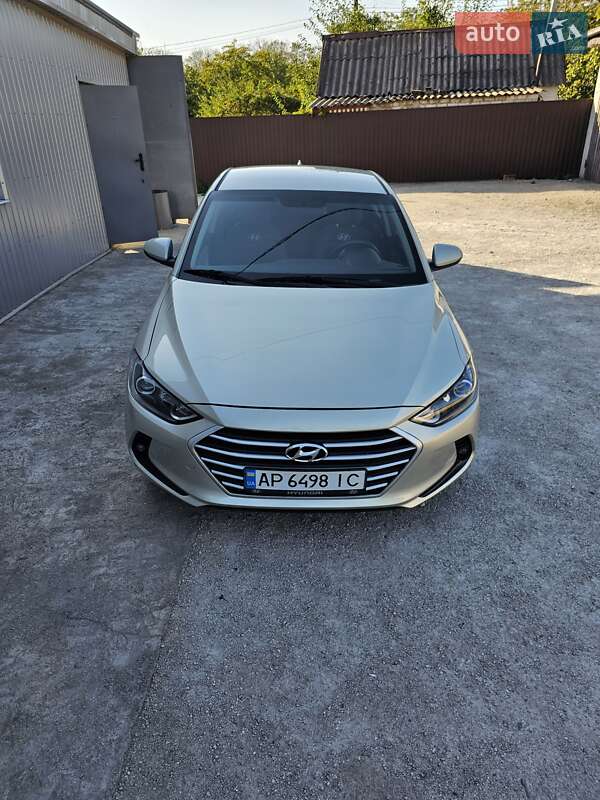 Седан Hyundai Elantra 2017 в Запорожье