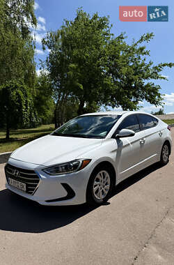 Седан Hyundai Elantra 2018 в Житомирі