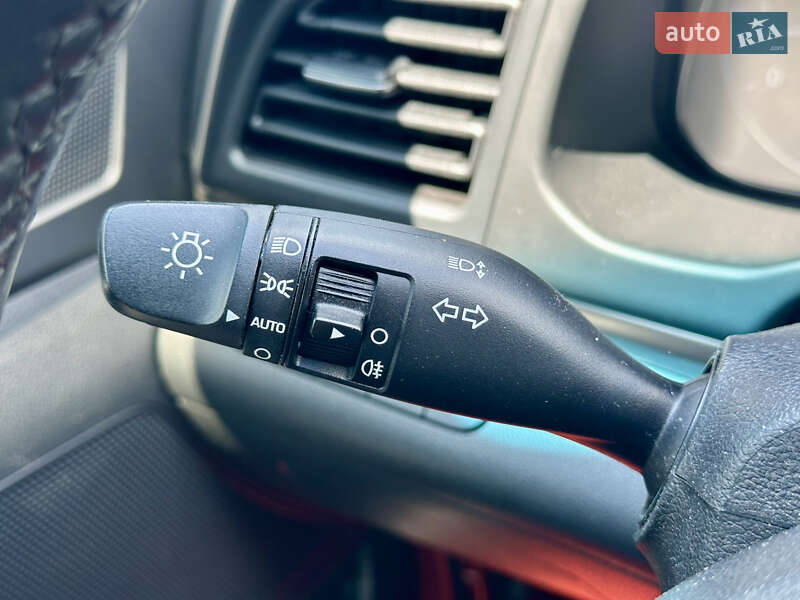 Седан Hyundai Elantra 2019 в Киеве