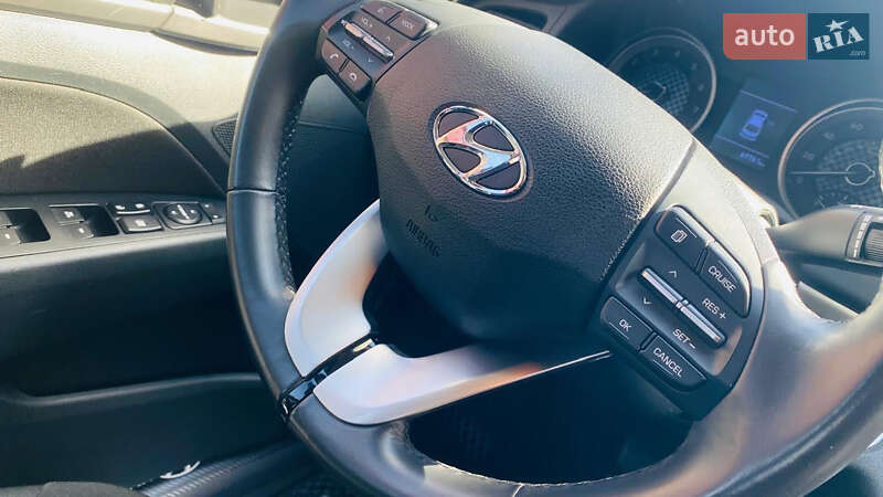 Седан Hyundai Elantra 2018 в Черкассах