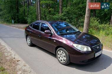 Седан Hyundai Elantra 2008 в Києві