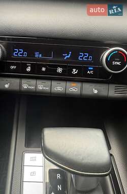 Седан Hyundai Elantra 2021 в 