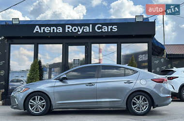 Седан Hyundai Elantra 2017 в 