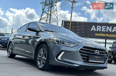 Седан Hyundai Elantra 2017 в 
