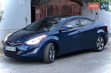 Седан Hyundai Elantra 2015 в Николаеве