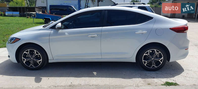Седан Hyundai Elantra 2017 в Борисполе