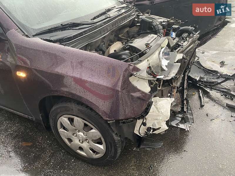 Седан Hyundai Elantra 2008 в Киеве