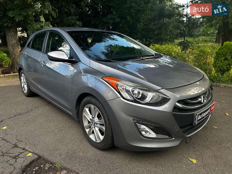 Хэтчбек Hyundai Elantra 2014 в Киеве