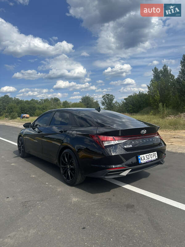 Седан Hyundai Elantra 2022 в Ирпене