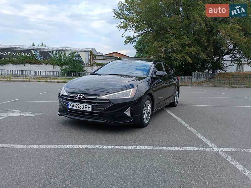 Hyundai Elantra 2018