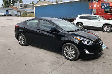 Седан Hyundai Elantra 2014 в Днепре
