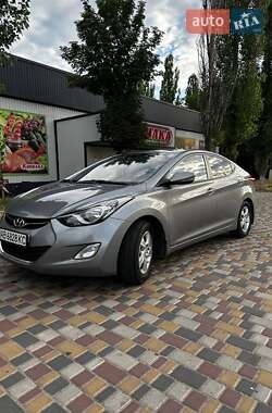Седан Hyundai Elantra 2012 в 