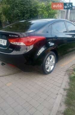 Седан Hyundai Elantra 2013 в Павлограде