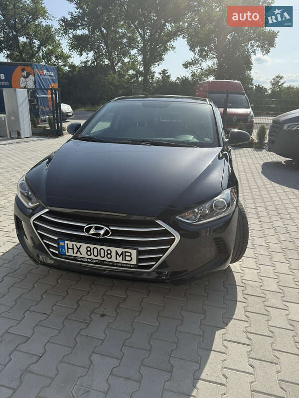 Hyundai Elantra 2018