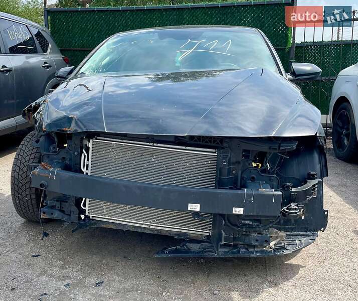 Hyundai Elantra 2021