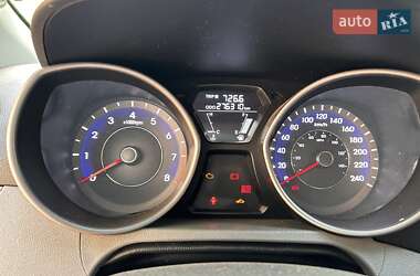 Седан Hyundai Elantra 2012 в Николаеве