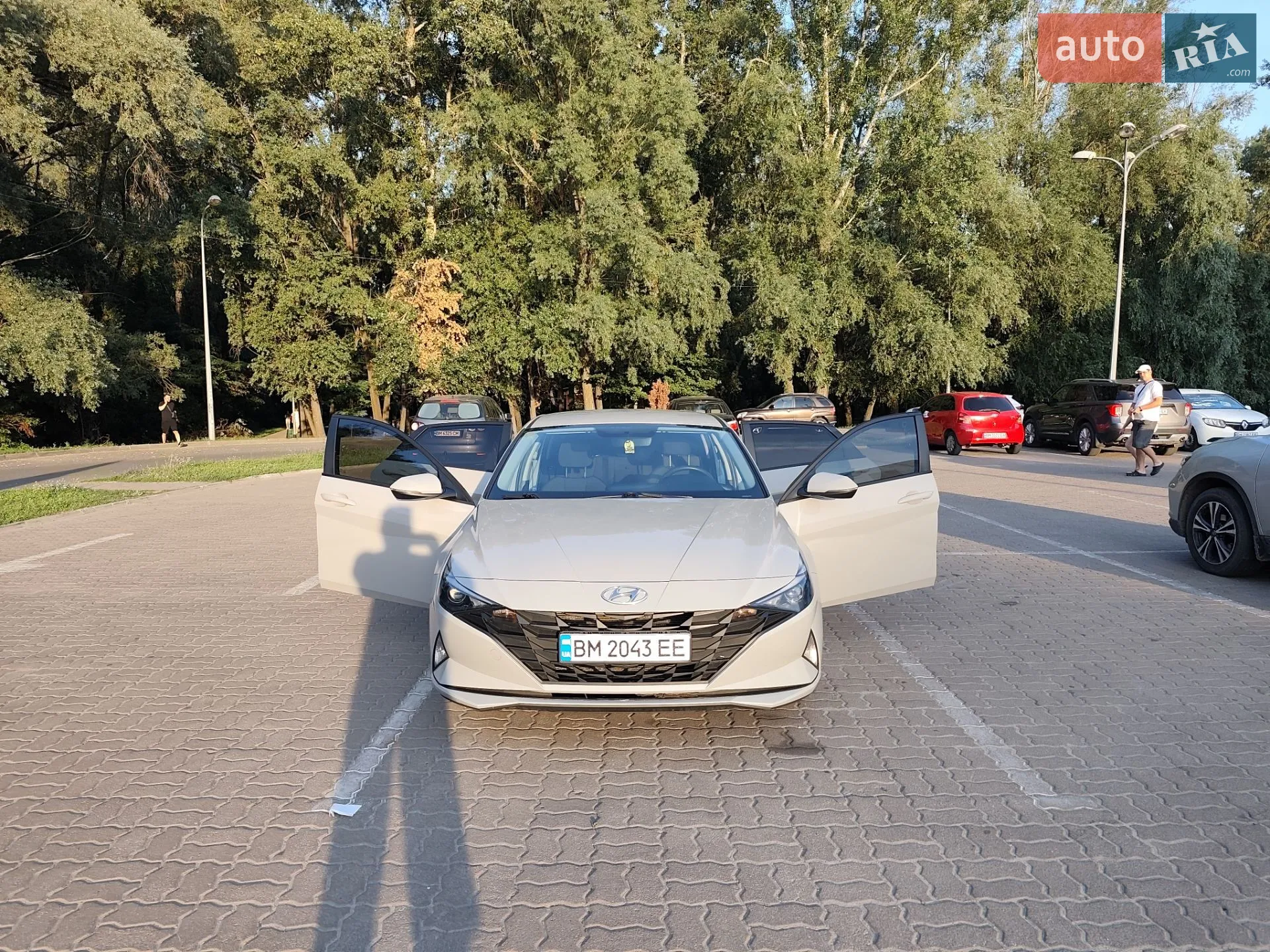 2020 Hyundai Elantra - мініатюра 11