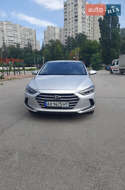 Седан Hyundai Elantra 2016 в Харкові