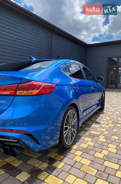 Седан Hyundai Elantra 2016 в Борисполе