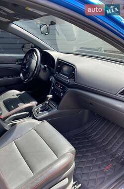 Седан Hyundai Elantra 2016 в Борисполе