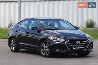 Седан Hyundai Elantra 2018 в Києві