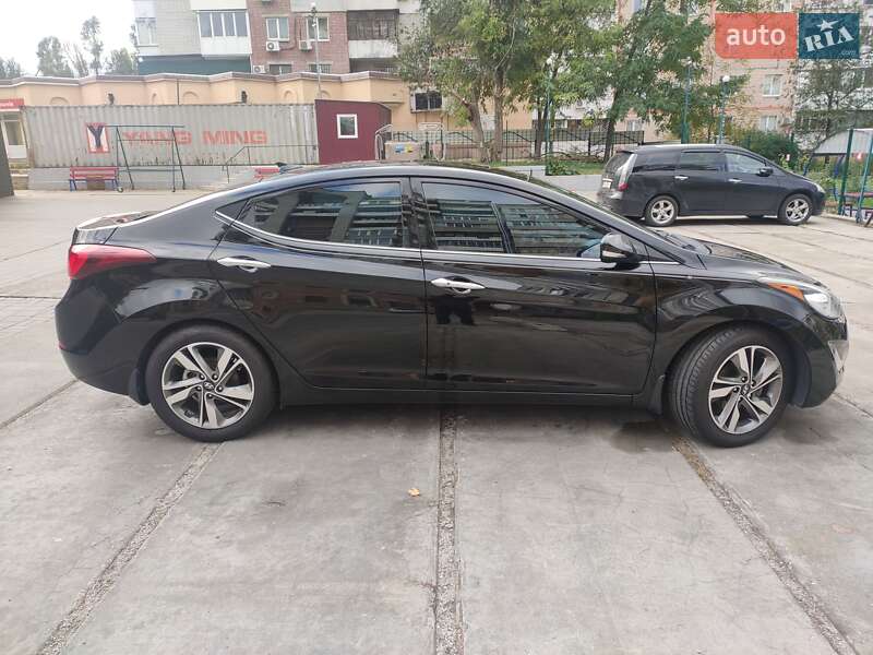 Седан Hyundai Elantra 2014 в Запорожье