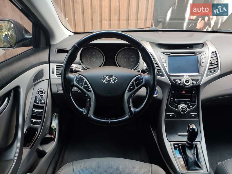 Седан Hyundai Elantra 2014 в Запорожье