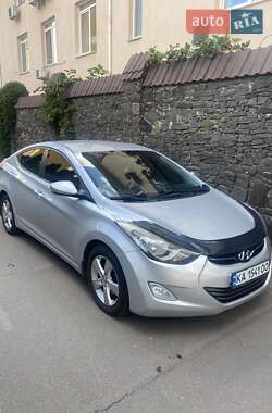 Седан Hyundai Elantra 2012 в Києві