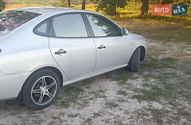 Седан Hyundai Elantra 2008 в 