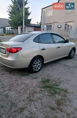 Седан Hyundai Elantra 2010 в Днепре