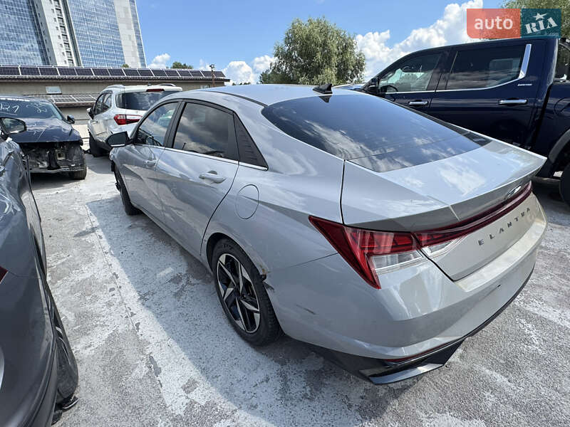 Седан Hyundai Elantra 2021 в Киеве