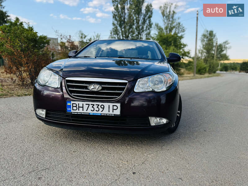 Седан Hyundai Elantra 2008 в Одессе