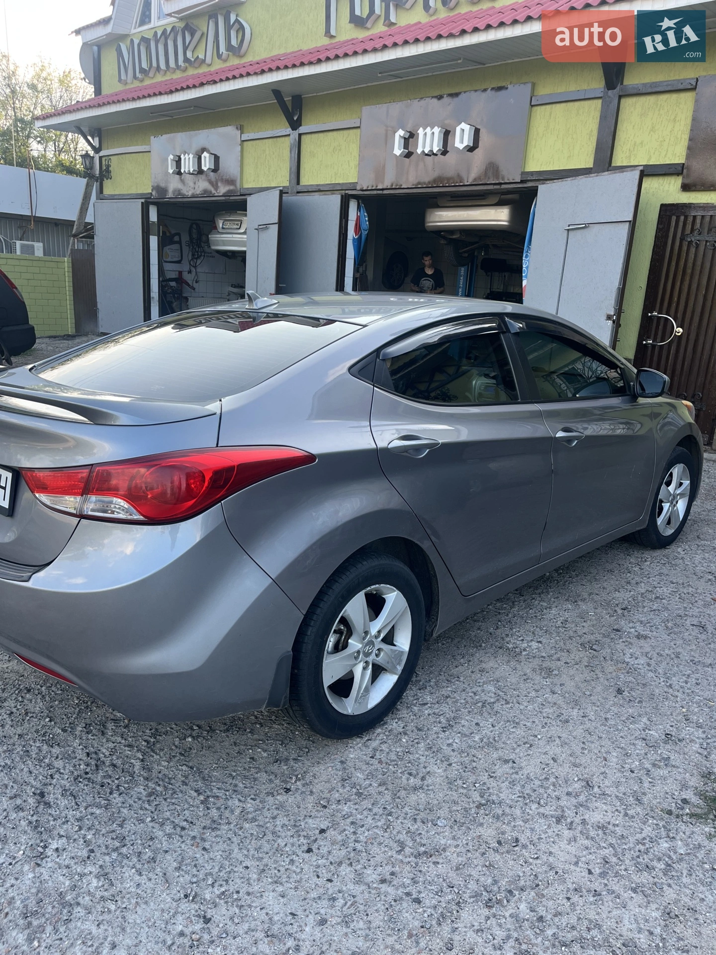 2013 Hyundai Elantra - мініатюра 10