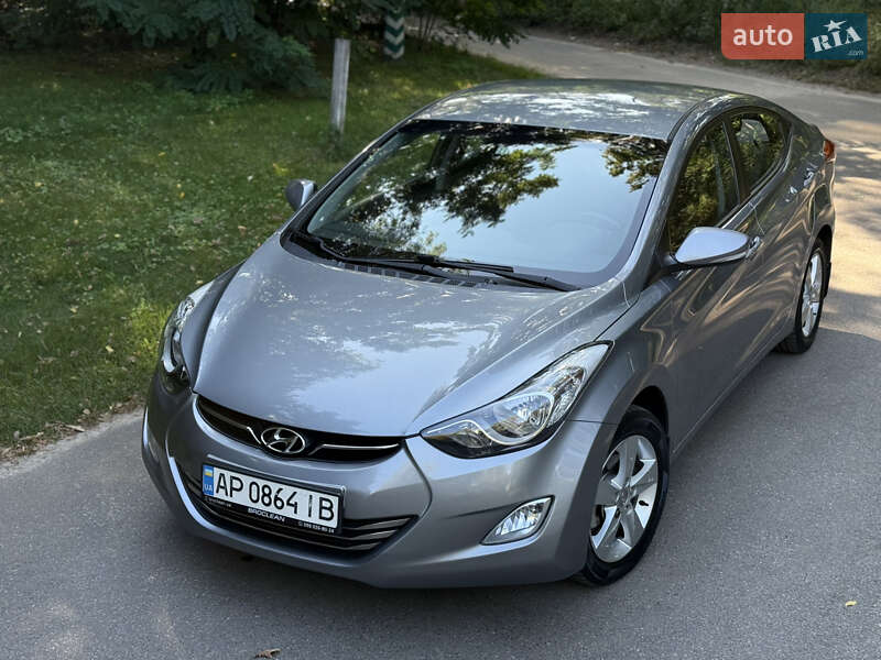 Hyundai Elantra 2013