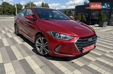 Седан Hyundai Elantra 2016 в Львові