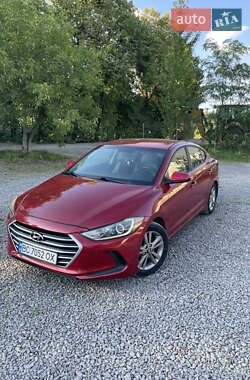Седан Hyundai Elantra 2016 в Львове