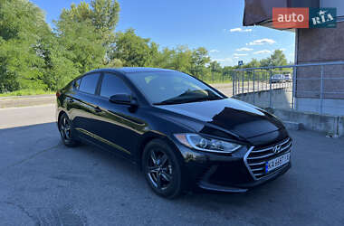 Седан Hyundai Elantra 2016 в 