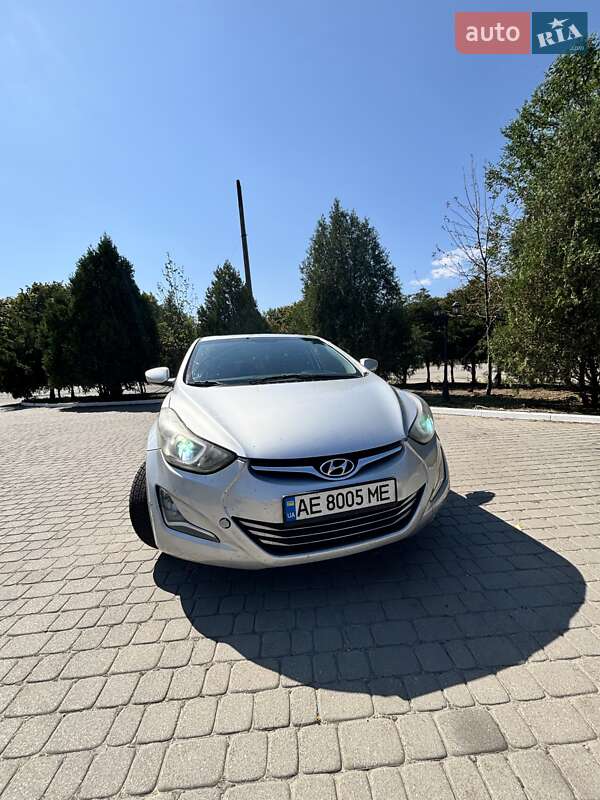 Hyundai Elantra 2014