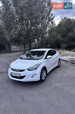 Седан Hyundai Elantra 2012 в Миколаєві