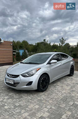 Седан Hyundai Elantra 2013 в Білогородці