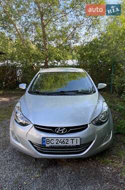 Седан Hyundai Elantra 2013 в 