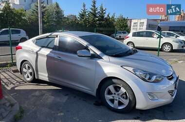 Седан Hyundai Elantra 2013 в 