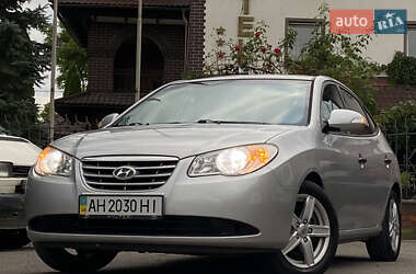 Седан Hyundai Elantra 2011 в 