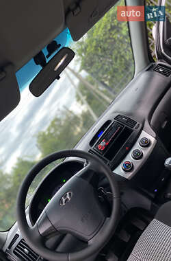 Седан Hyundai Elantra 2011 в 