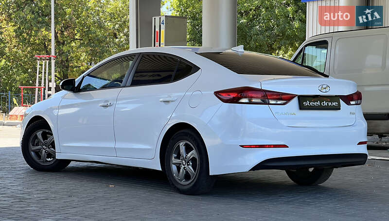 Седан Hyundai Elantra 2016 в Николаеве фото 3 Седан Hyundai Elantra 2016 в Николаеве