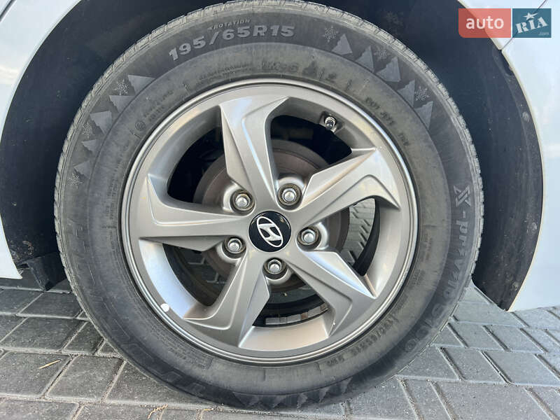 Седан Hyundai Elantra 2016 в Николаеве фото 20 Седан Hyundai Elantra 2016 в Николаеве