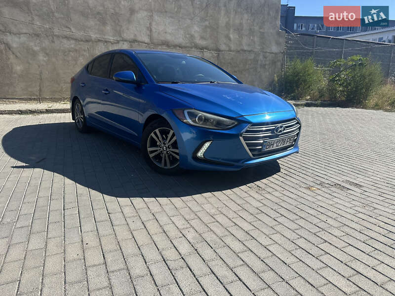 Hyundai Elantra 2017