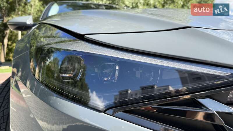 Седан Hyundai Elantra 2021 в Хмельницькому