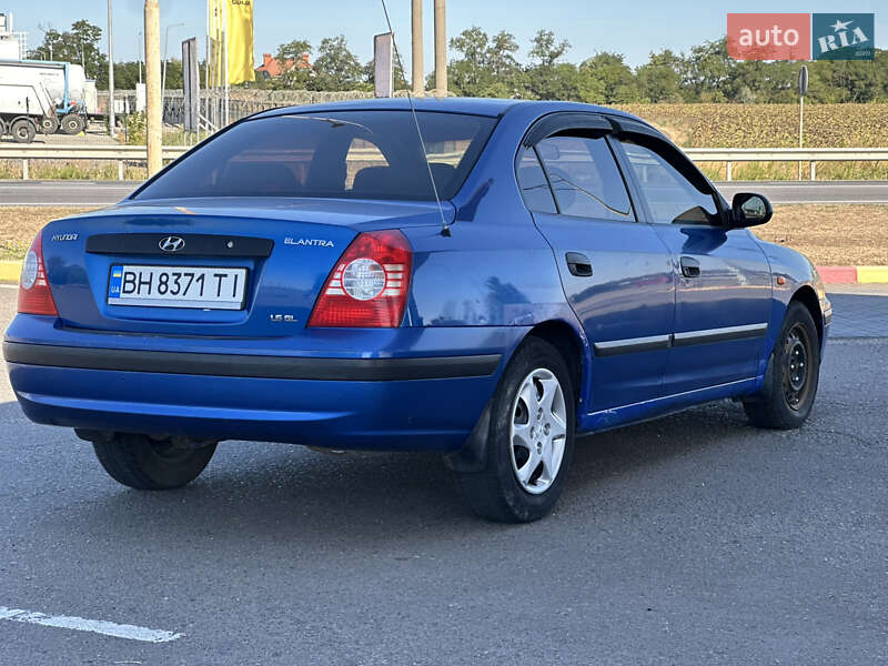 Седан Hyundai Elantra 2004 в Одессе