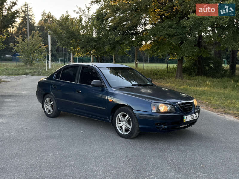 Hyundai Elantra 2004